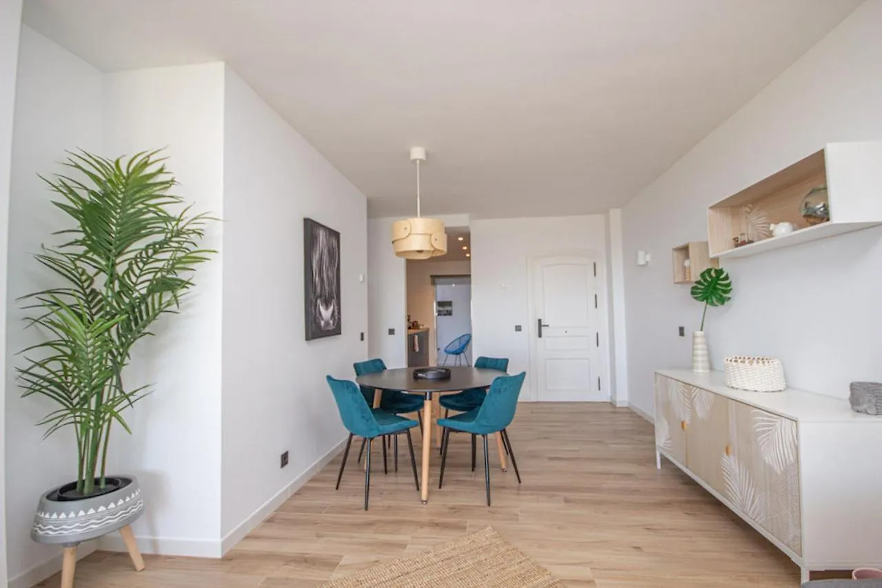 Wonderful 2 Bed Apartment With Stunning Sea Views Sitio de Calahonda 0*,  Spain
