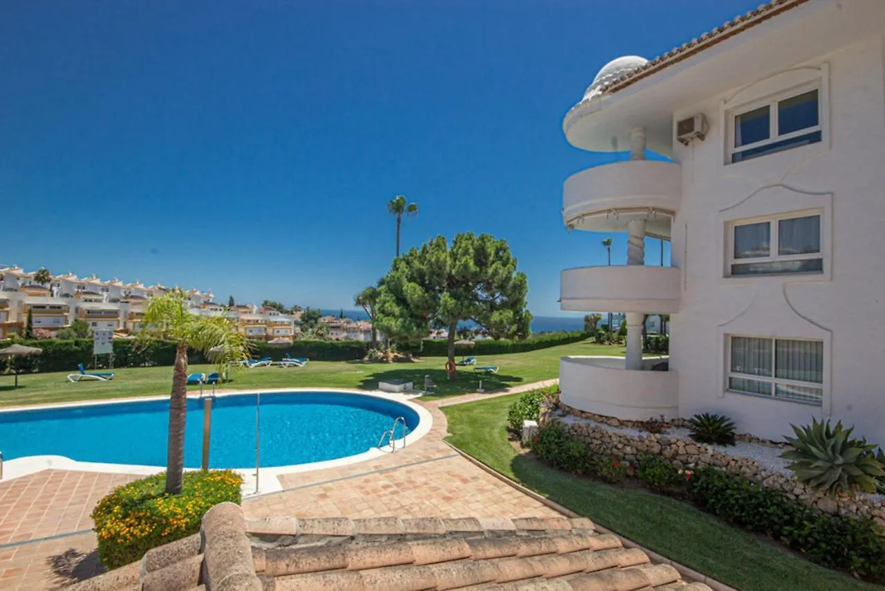 Wonderful 2 Bed Apartment With Stunning Sea Views Sitio de Calahonda