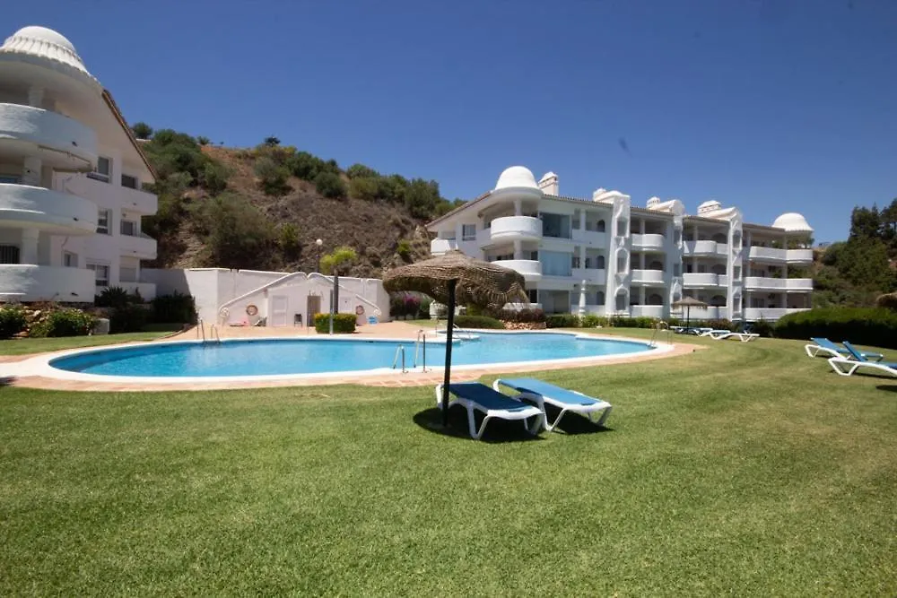 Wonderful 2 Bed Apartment With Stunning Sea Views Sitio de Calahonda