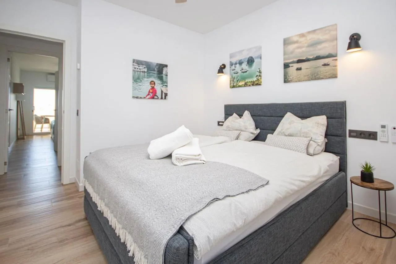 Wonderful 2 Bed Apartment With Stunning Sea Views Sitio de Calahonda 0*,  Spain