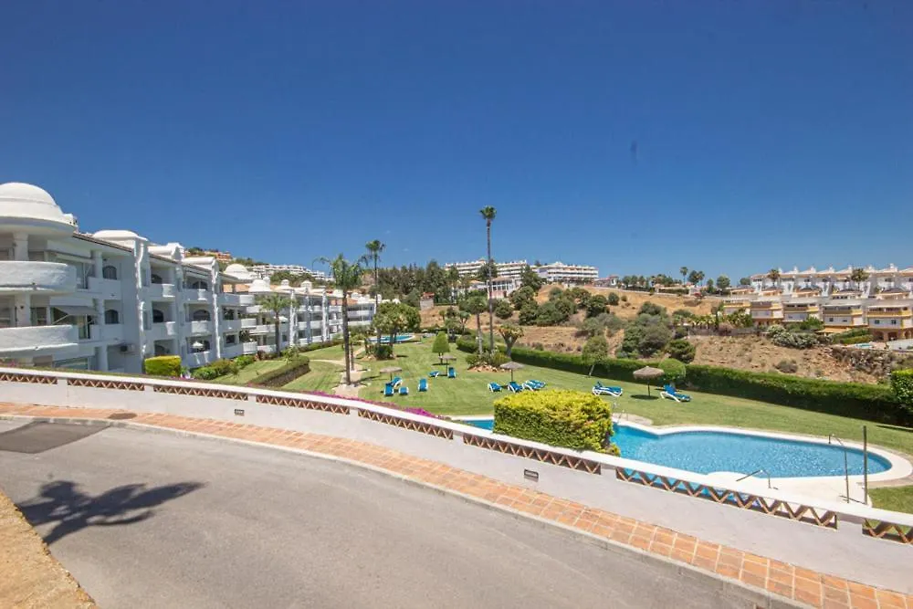 Wonderful 2 Bed Apartment With Stunning Sea Views Sitio de Calahonda